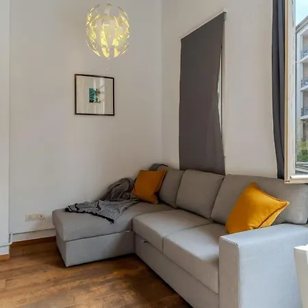 Canela Homes Light Apartman Barcelona