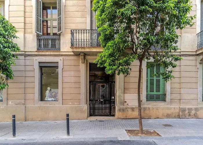 Canela Homes Light Apartament Barcelona